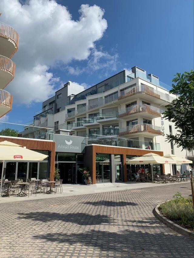 Apart Park - Albus 211 Z Parkingiem W Cenie Świnoujście Exterior foto